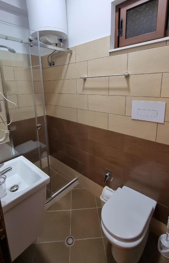 Master Hotel Berat Ngoại thất bức ảnh