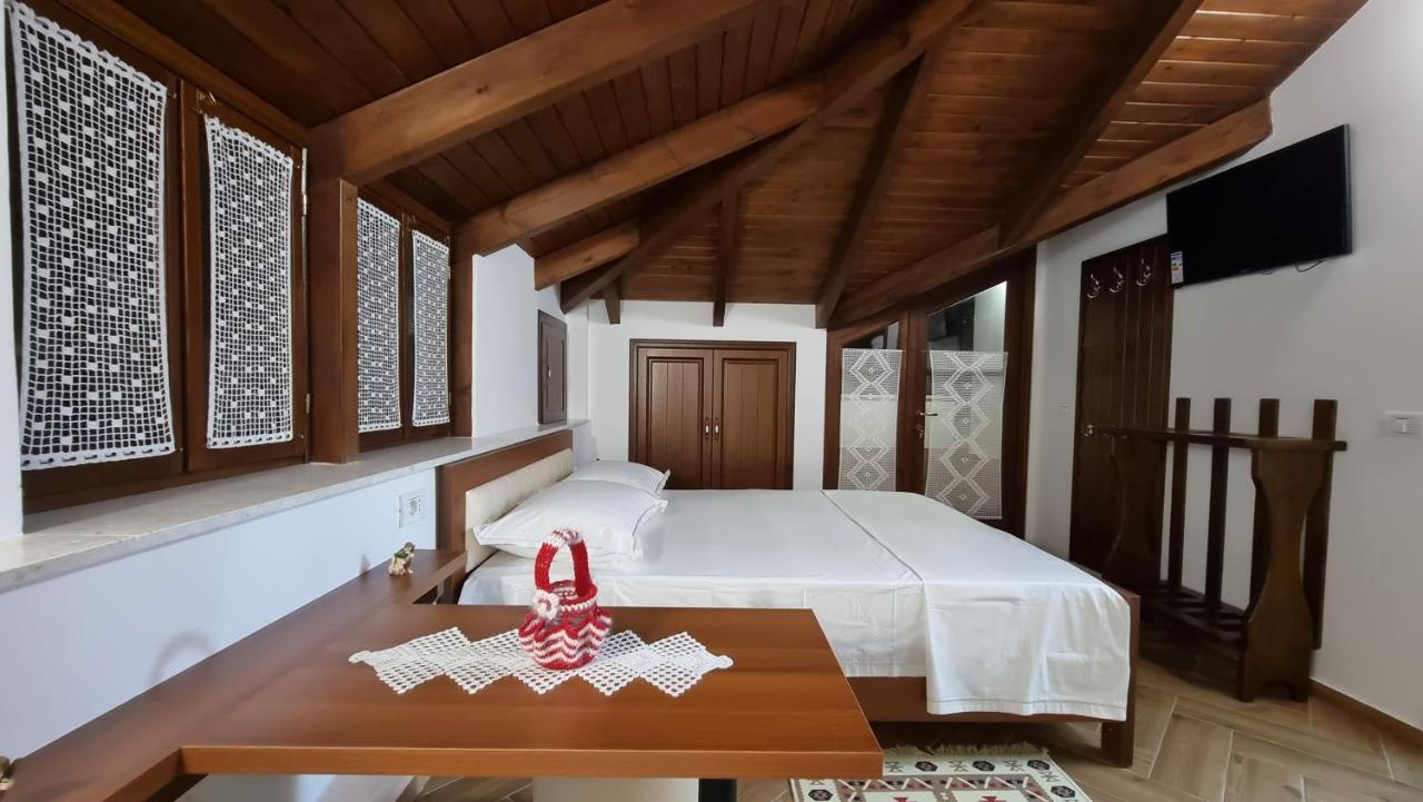 Master Hotel Berat Ngoại thất bức ảnh